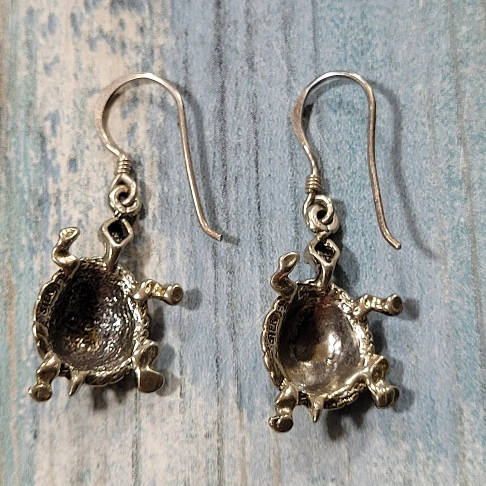 Sterling Turtle Earrings. - Picture 6 of 11